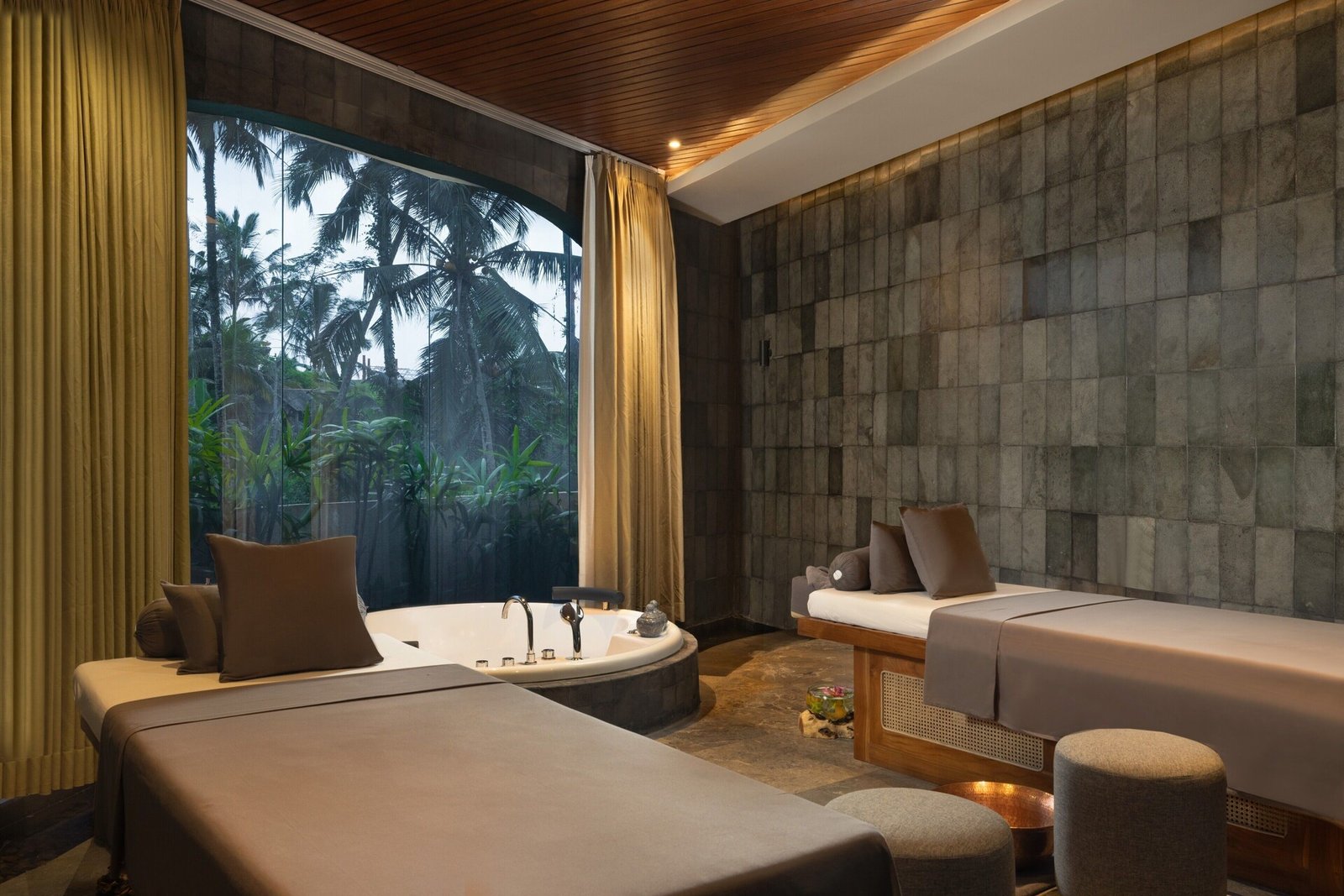 Equipoise Resort, the spa
