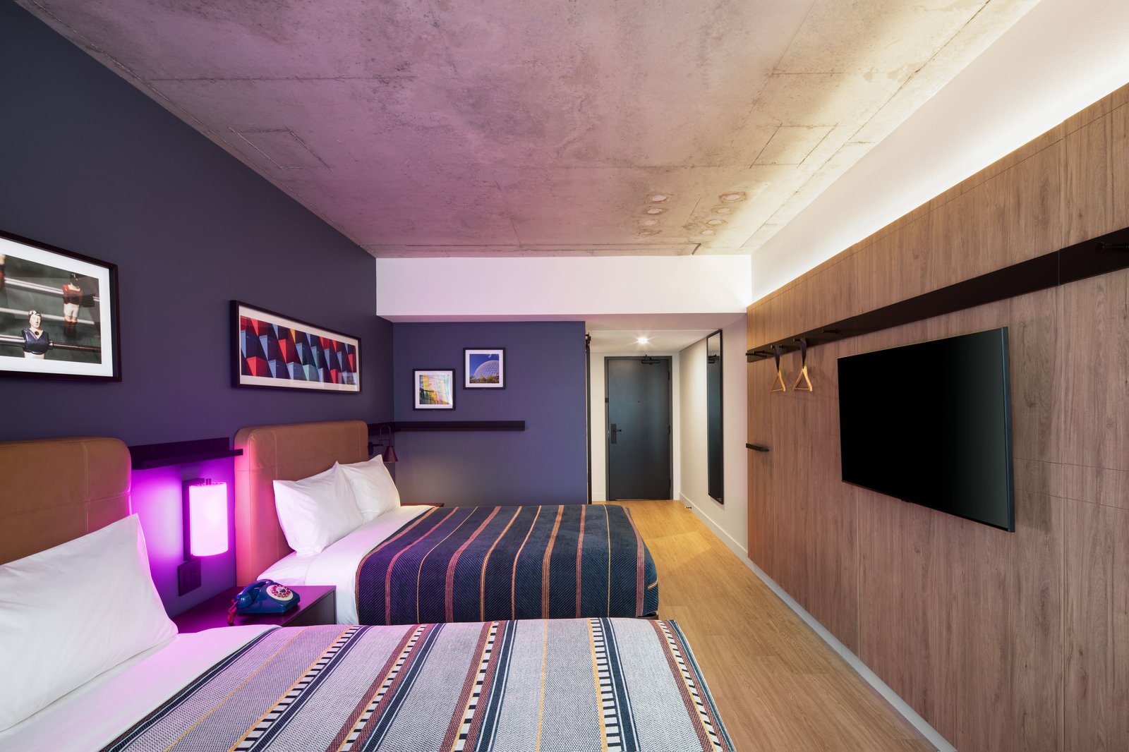 Moxy Montreal Downtown, rooms