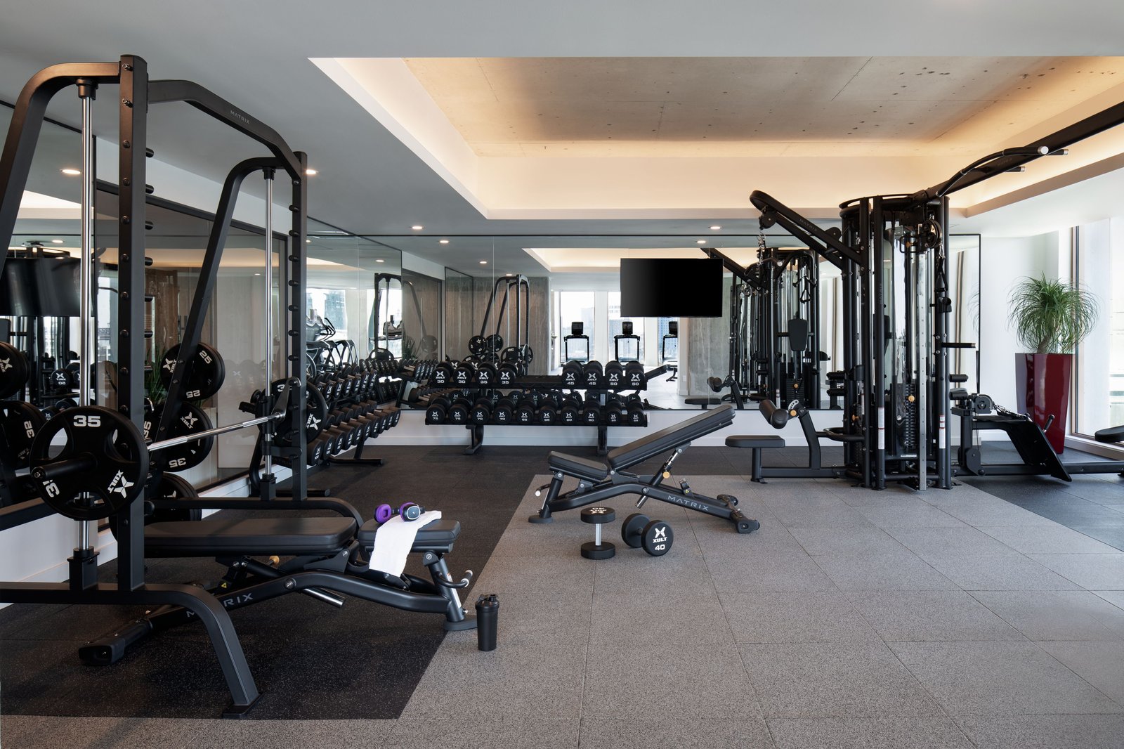 Moxy Montreal Downtown, the gym