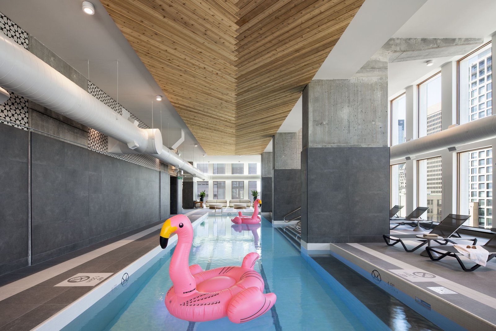 Moxy Montreal Downtown, the pool