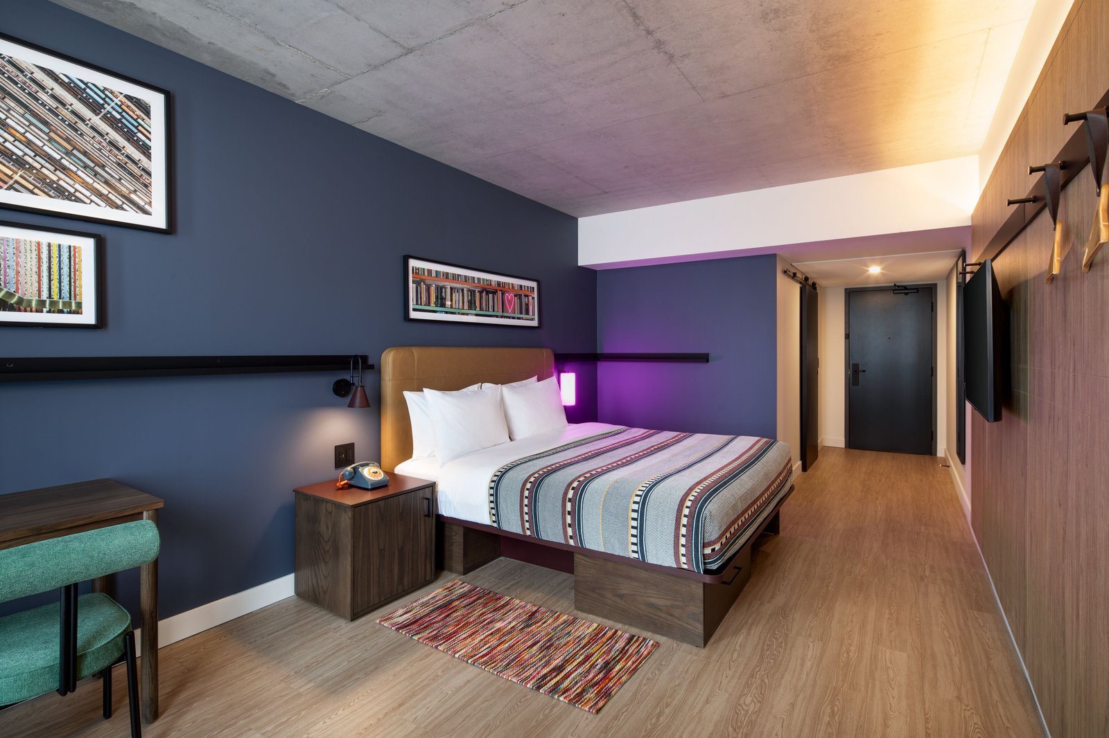 Moxy Montreal Downtown, rooms