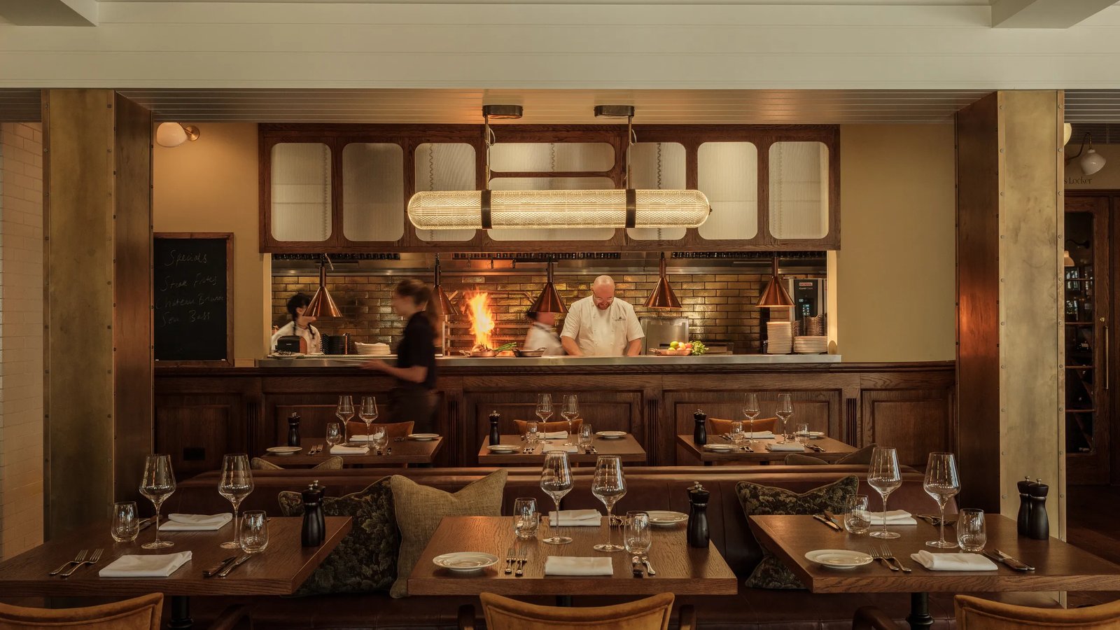 The Royal George, at the table