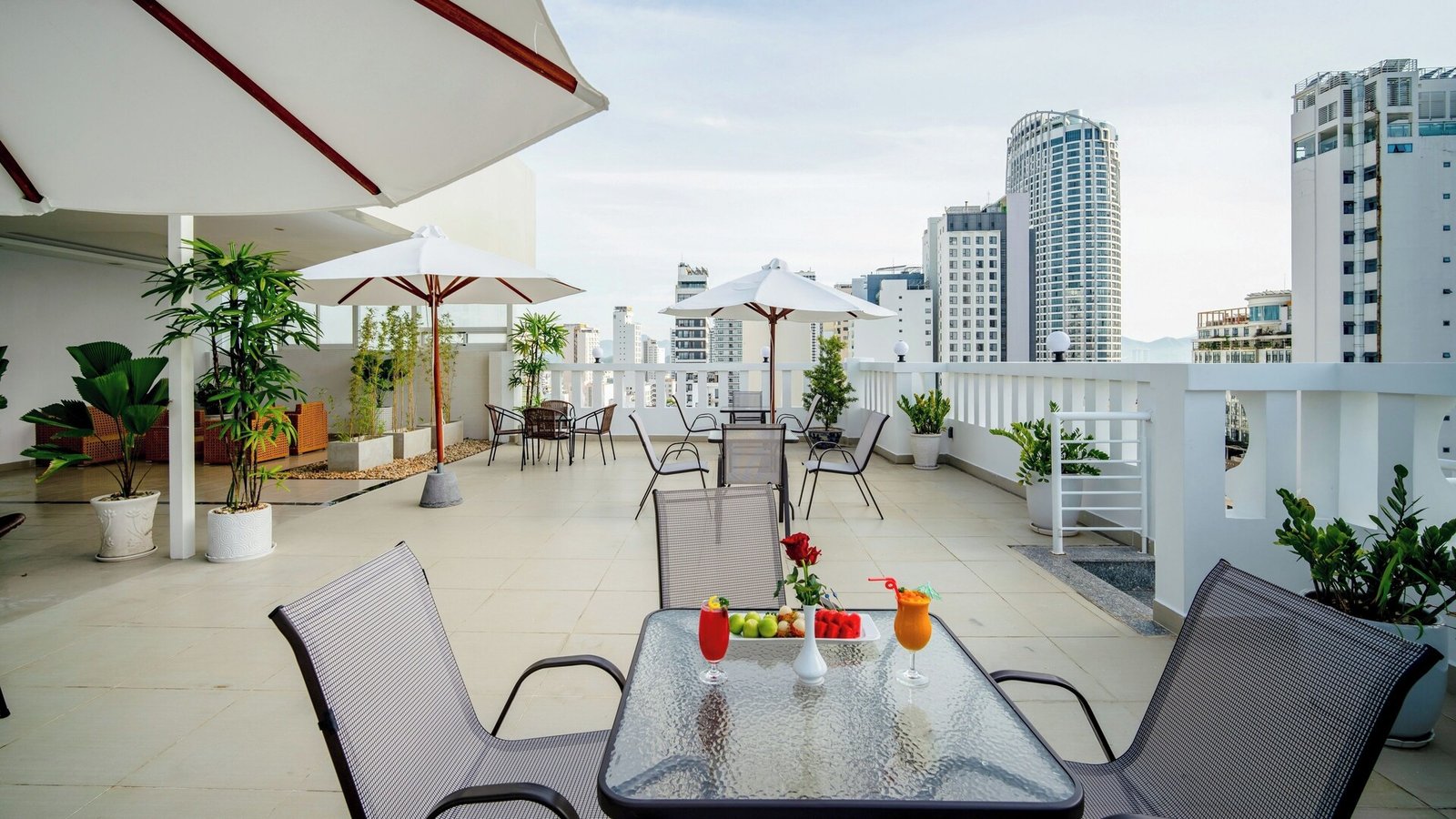 Galliot Hotel and Spa Nha Trang — vibe