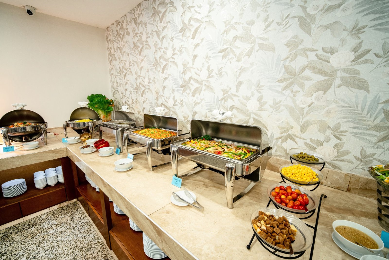 Galliot Hotel and Spa Nha Trang — eat & drink