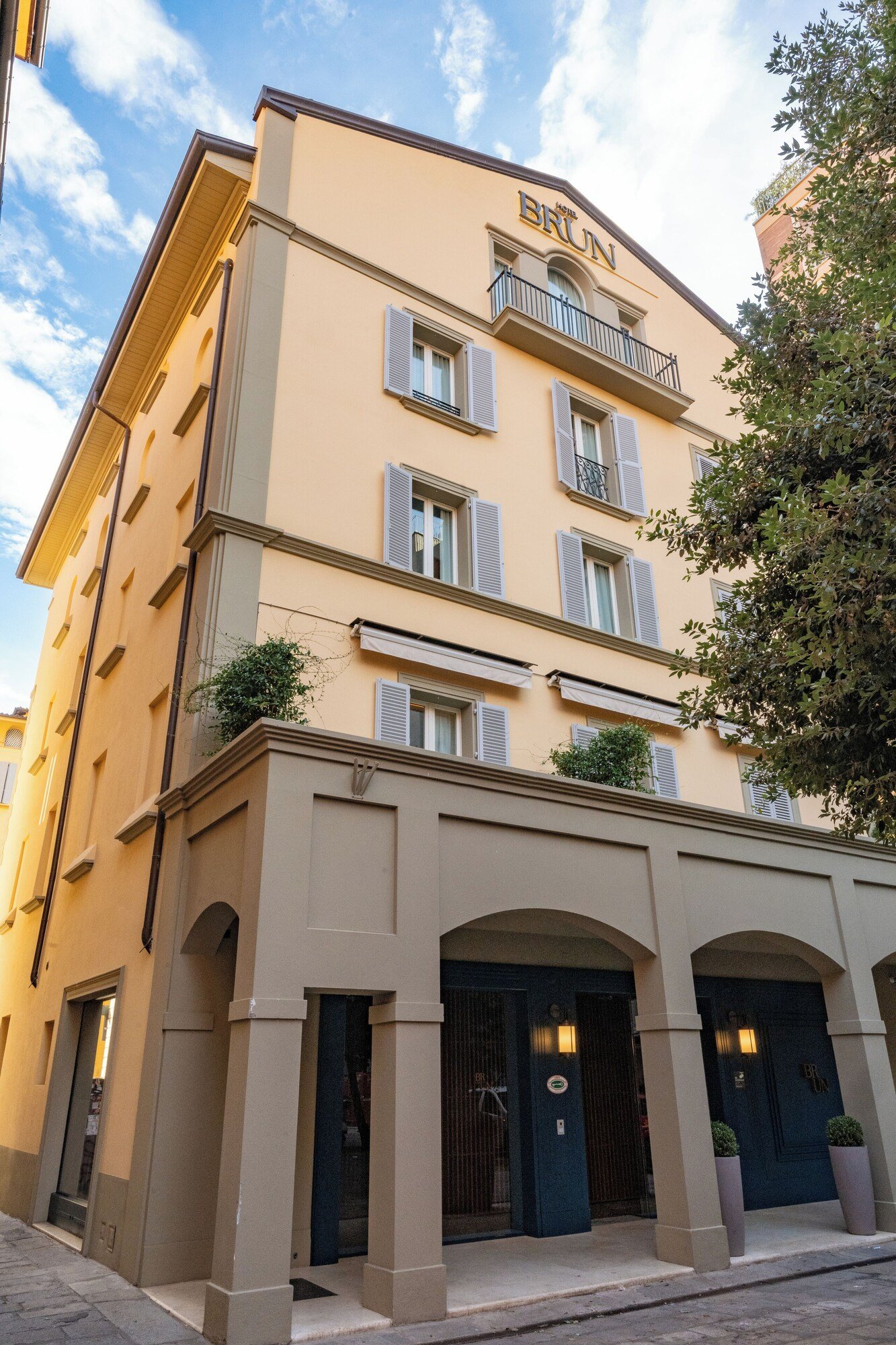 Hotel Brun, how it began