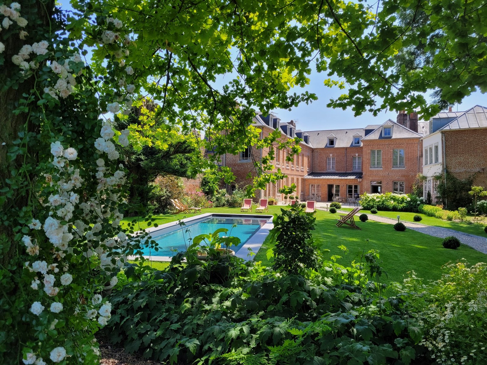 Les Myrrophores M1712 - Chambres d'Hôtes et SPA, the pool