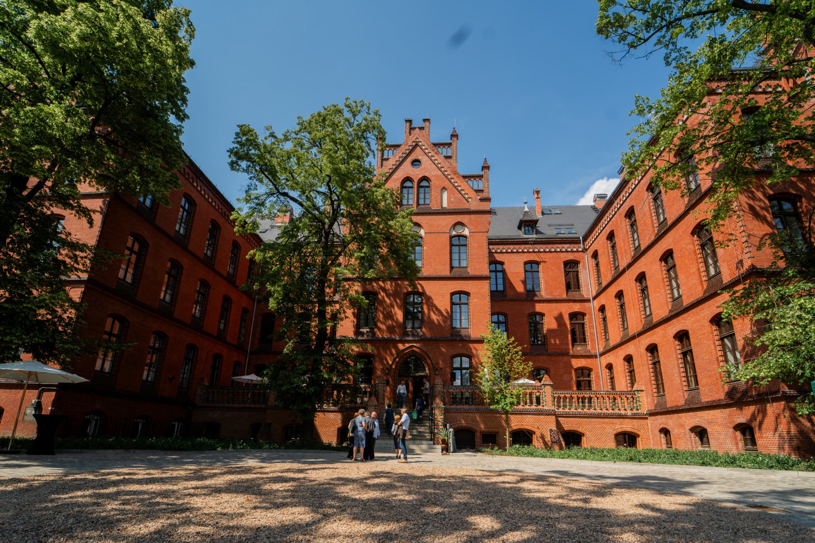 Arche Hotel Klasztor Wrocław, how it began