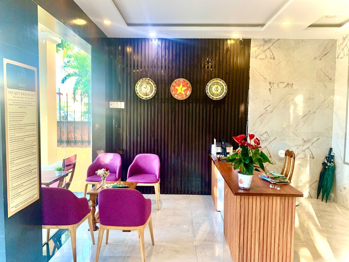 Aman Riverside Hotel — vibe