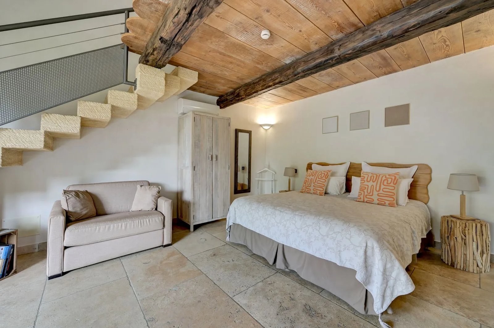 La Belle Vie, rooms