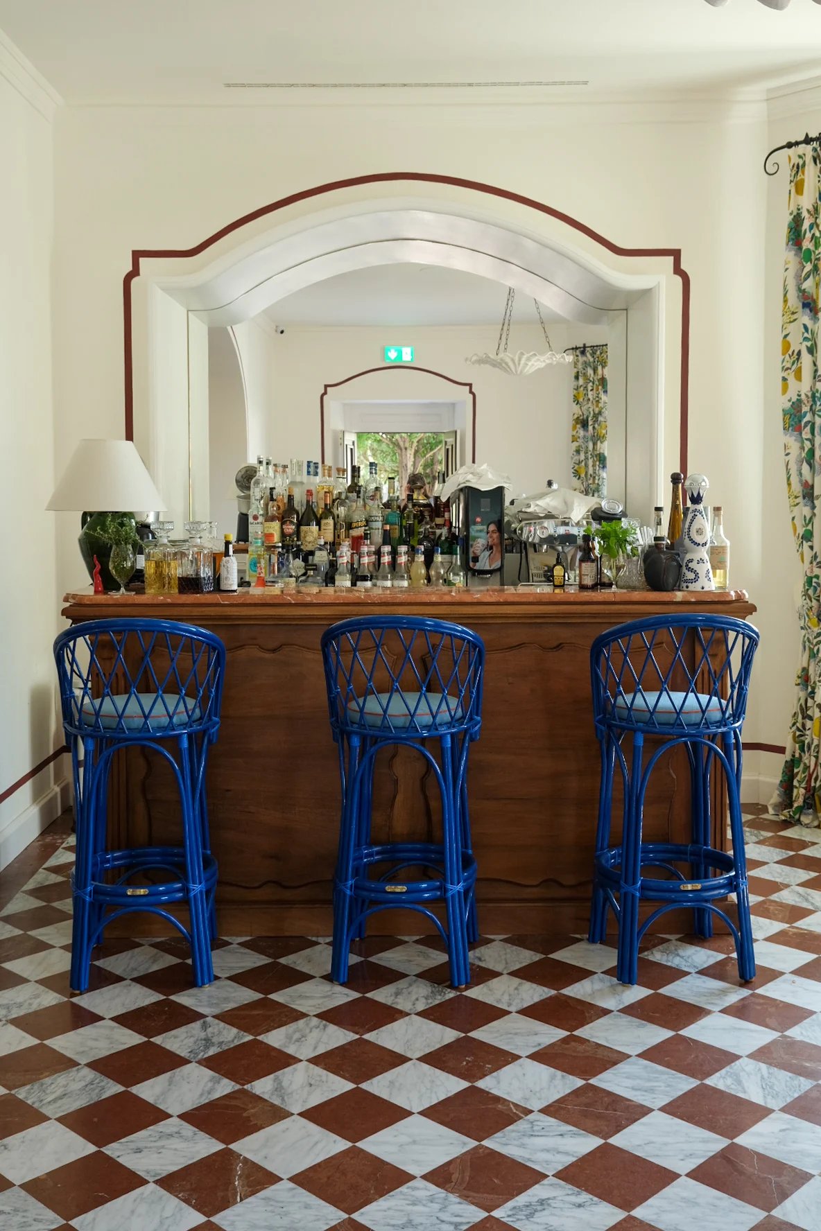 Villa Helios Capri, at the table