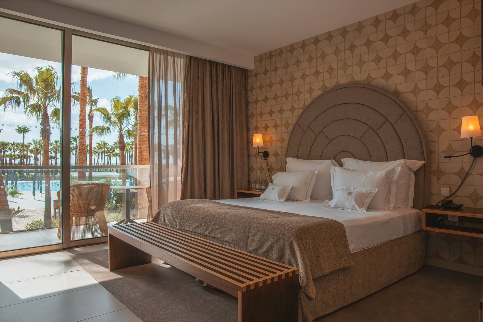 Wine & Books by the Sea, Algarve Resort