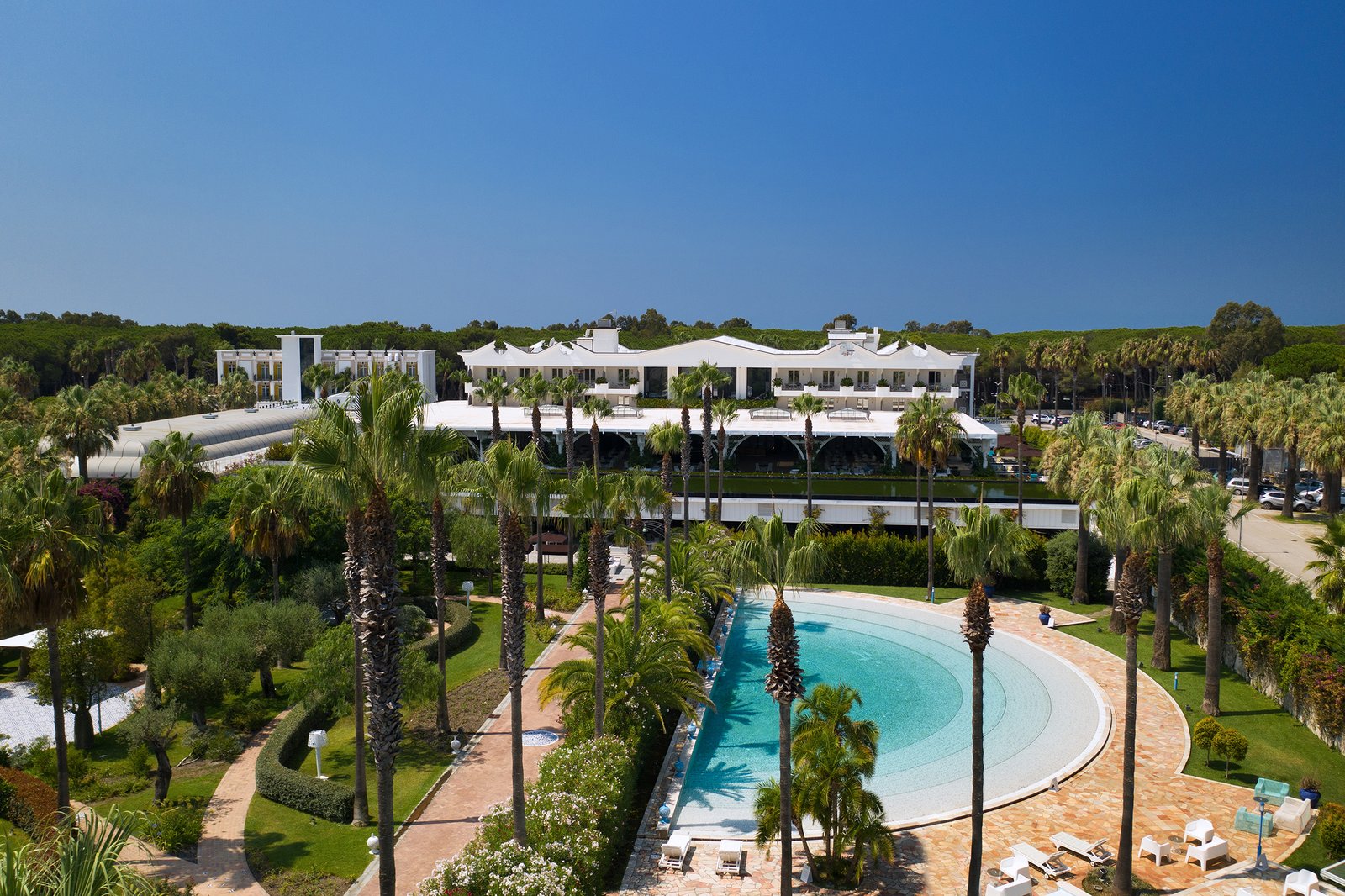 Savoy Beach Hotel, the pool