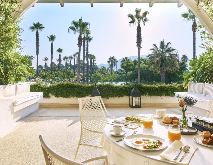Savoy Beach Hotel
