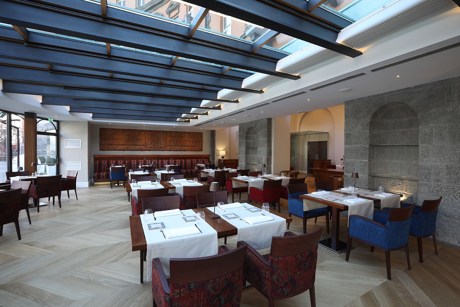 Grand Hotel Yerevan, at the table