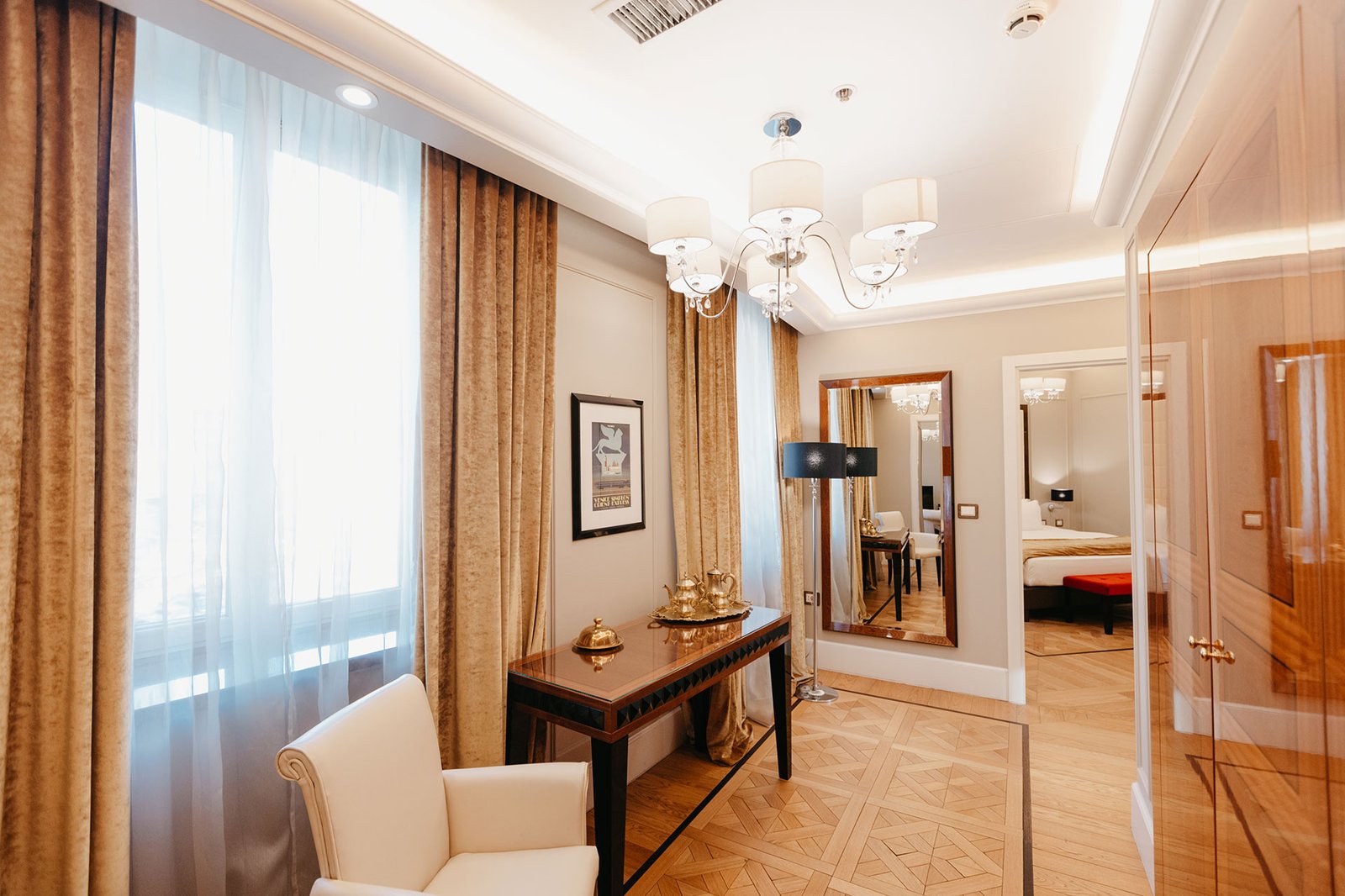 Grand Hotel Yerevan, rooms