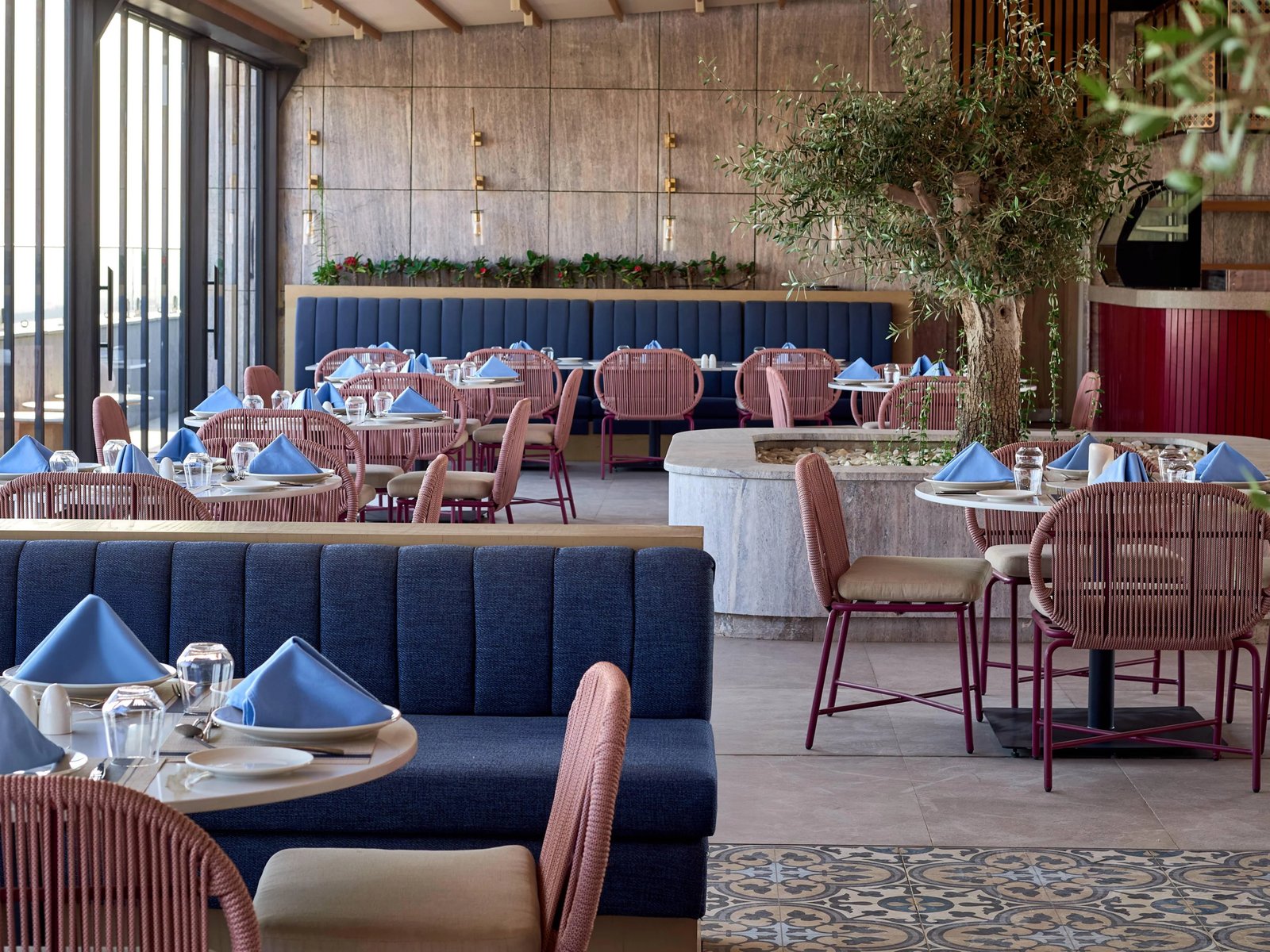 voco Cairo Arabella Plaza by IHG, arabella table