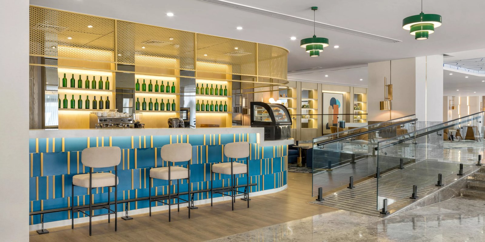 voco Cairo Arabella Plaza by IHG, at the table