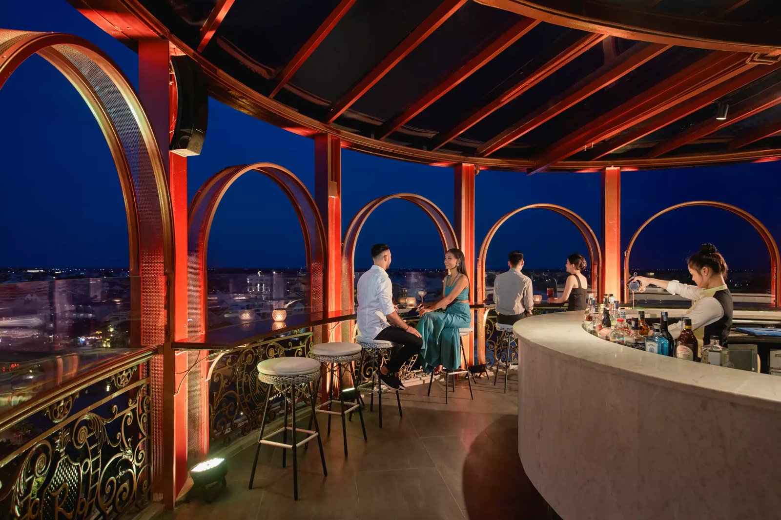 Hotel Royal Hoi An, the deck bar