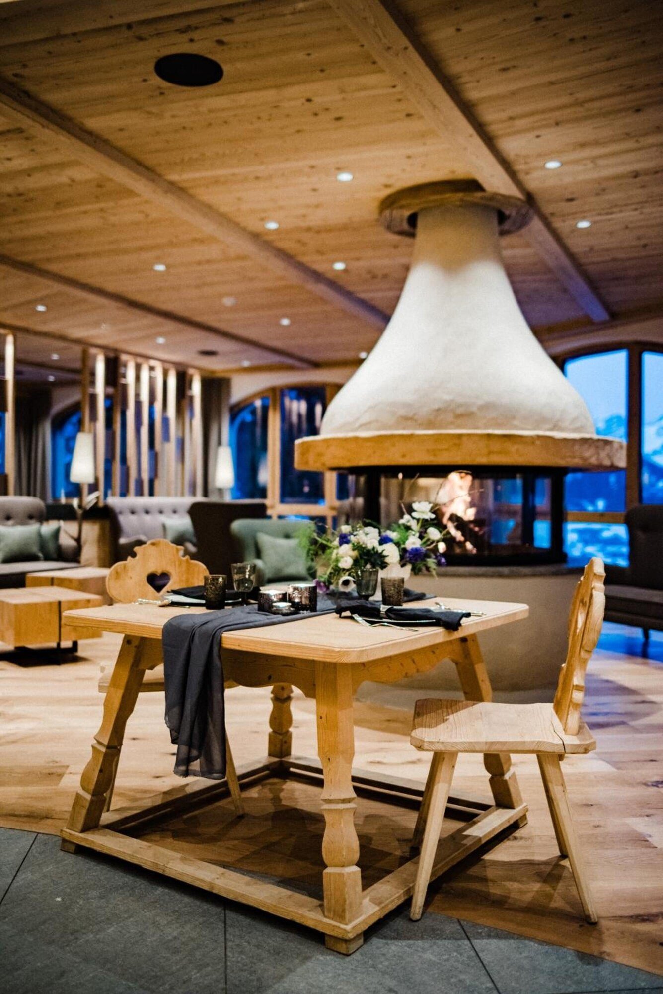 Kolfuschgerhof Mountain Resort&Spa in Dolomites Colfosco - Corvara - Alta Badia, at the table