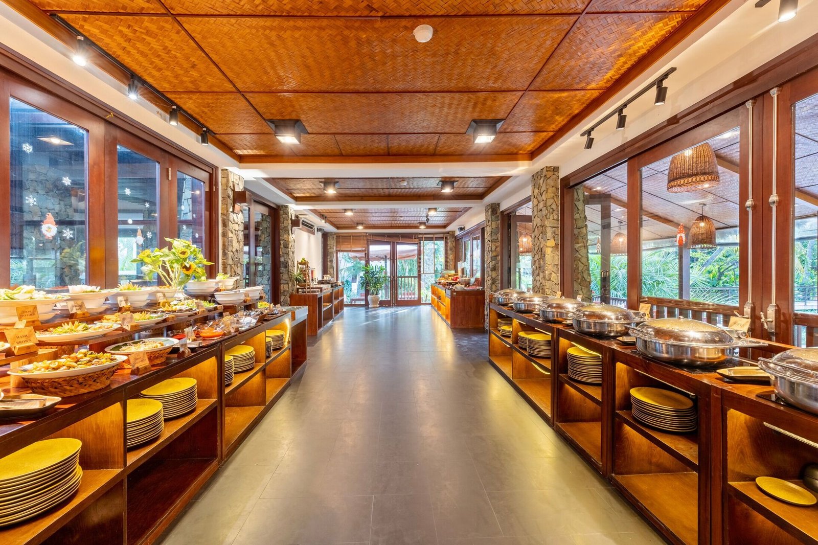 Hoi An Eco Lodge & Spa, at the table