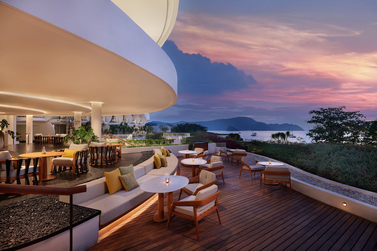 Veranda Resort Phuket, Autograph Collection, bar botan