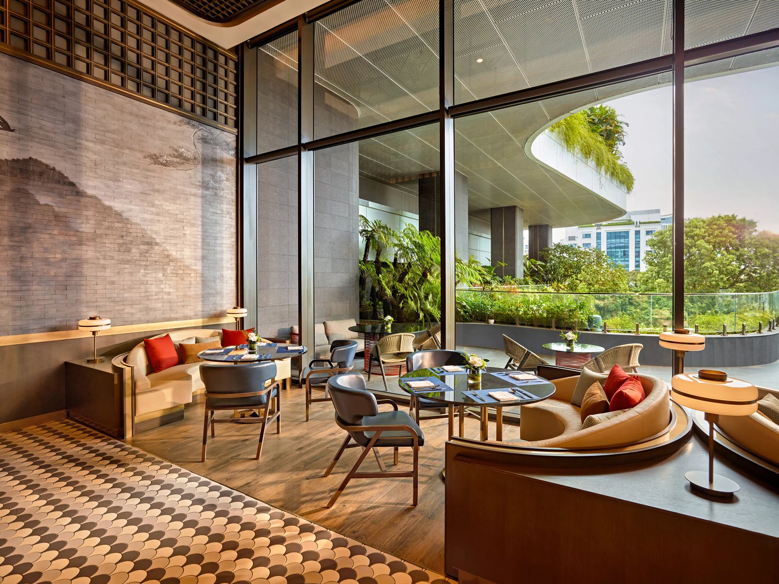 Pullman Hai Phong Grand Hotel, at the table