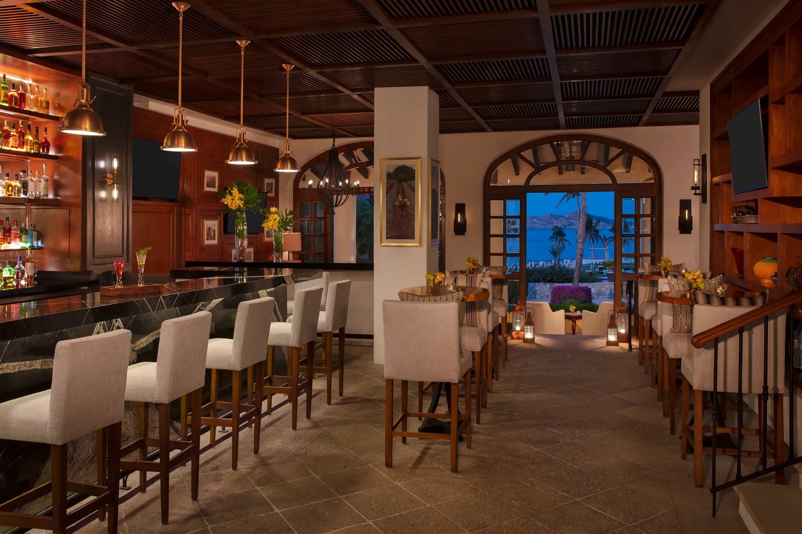 Zoëtry Casa del Mar Los Cabos, at the table