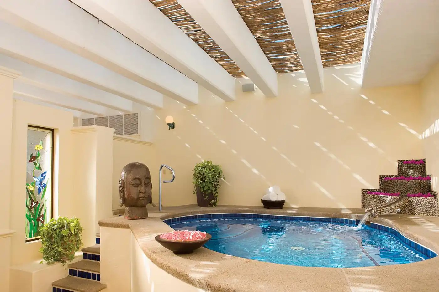 Zoëtry Casa del Mar Los Cabos, the hydrotherapy pool