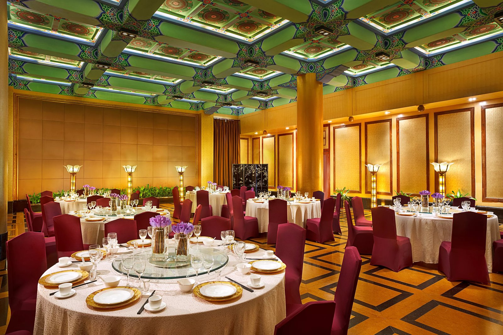 Sofitel Xian On Renmin Square, at the table