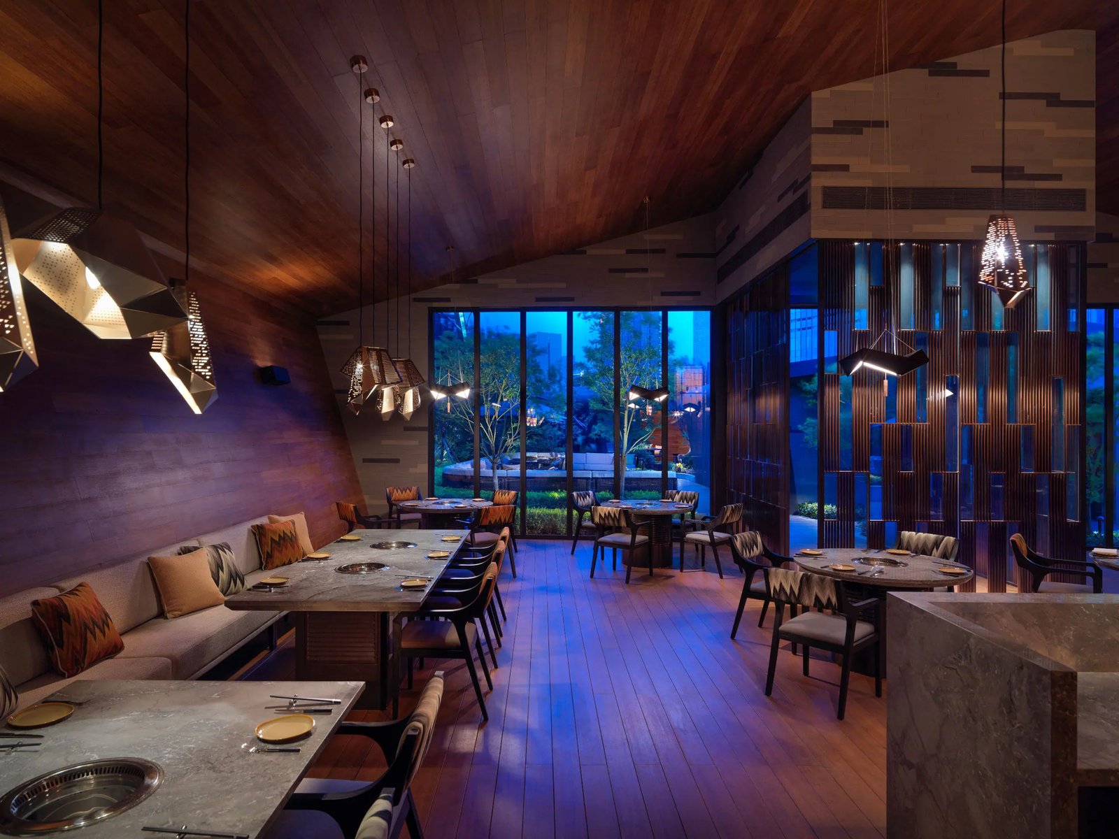 Grand Hyatt Xi An, maple house