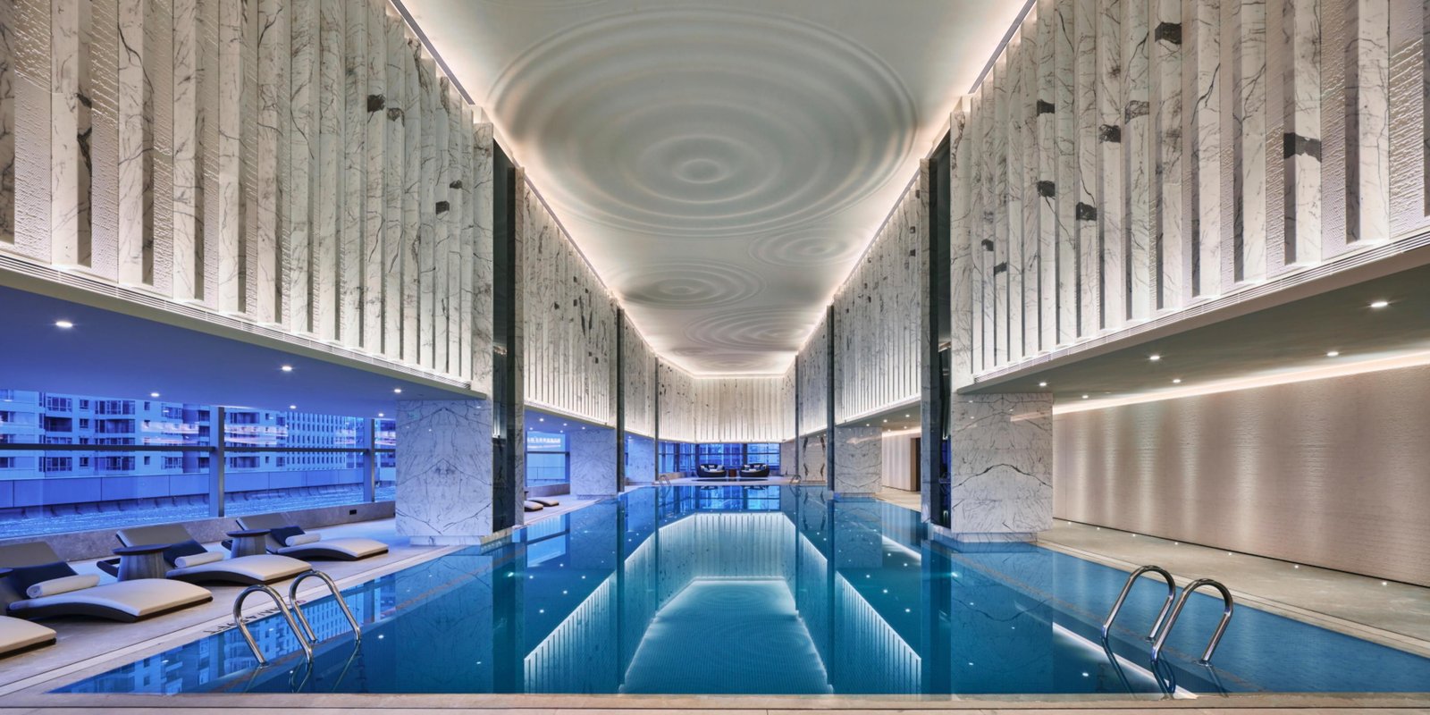 Intercontinental Xi'an North, the pool