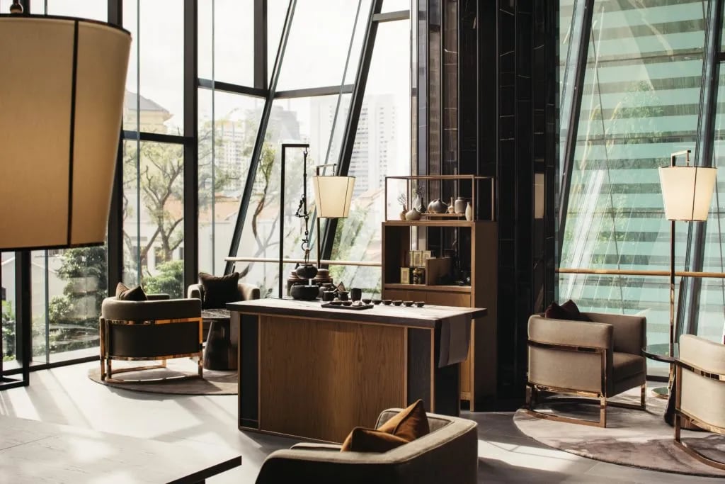 The Clan Hotel — vibe