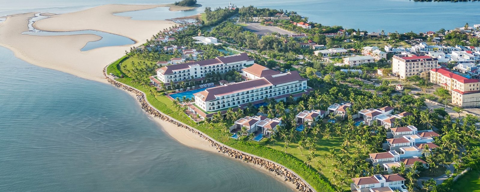 Renaissance Hoi An Resort & Spa — vibe