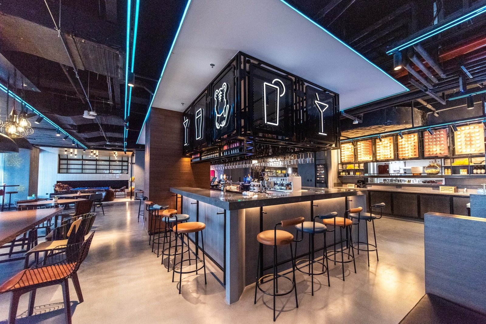 Moxy Xi'An Beilin, moxy bar