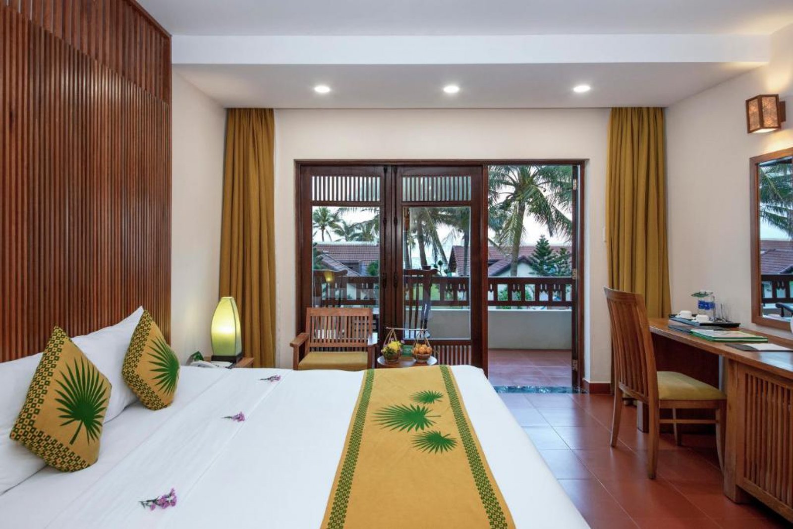 Palm Garden Resort Hoi An — vibe