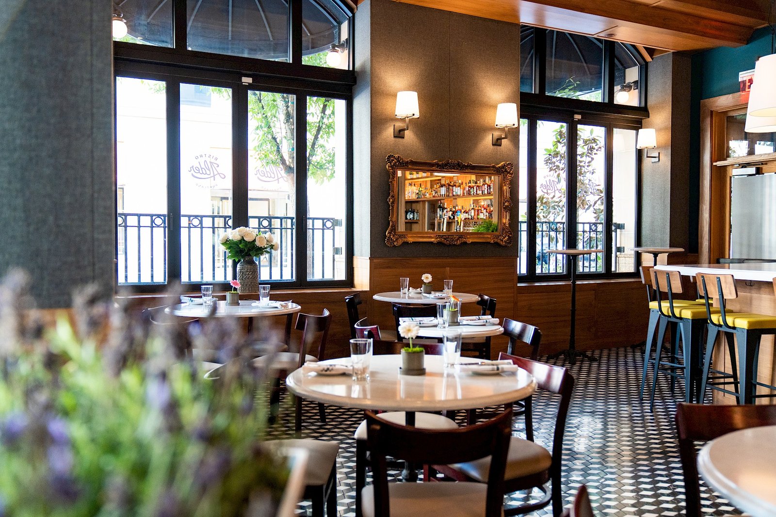 Dossier Hotel, bistro alder