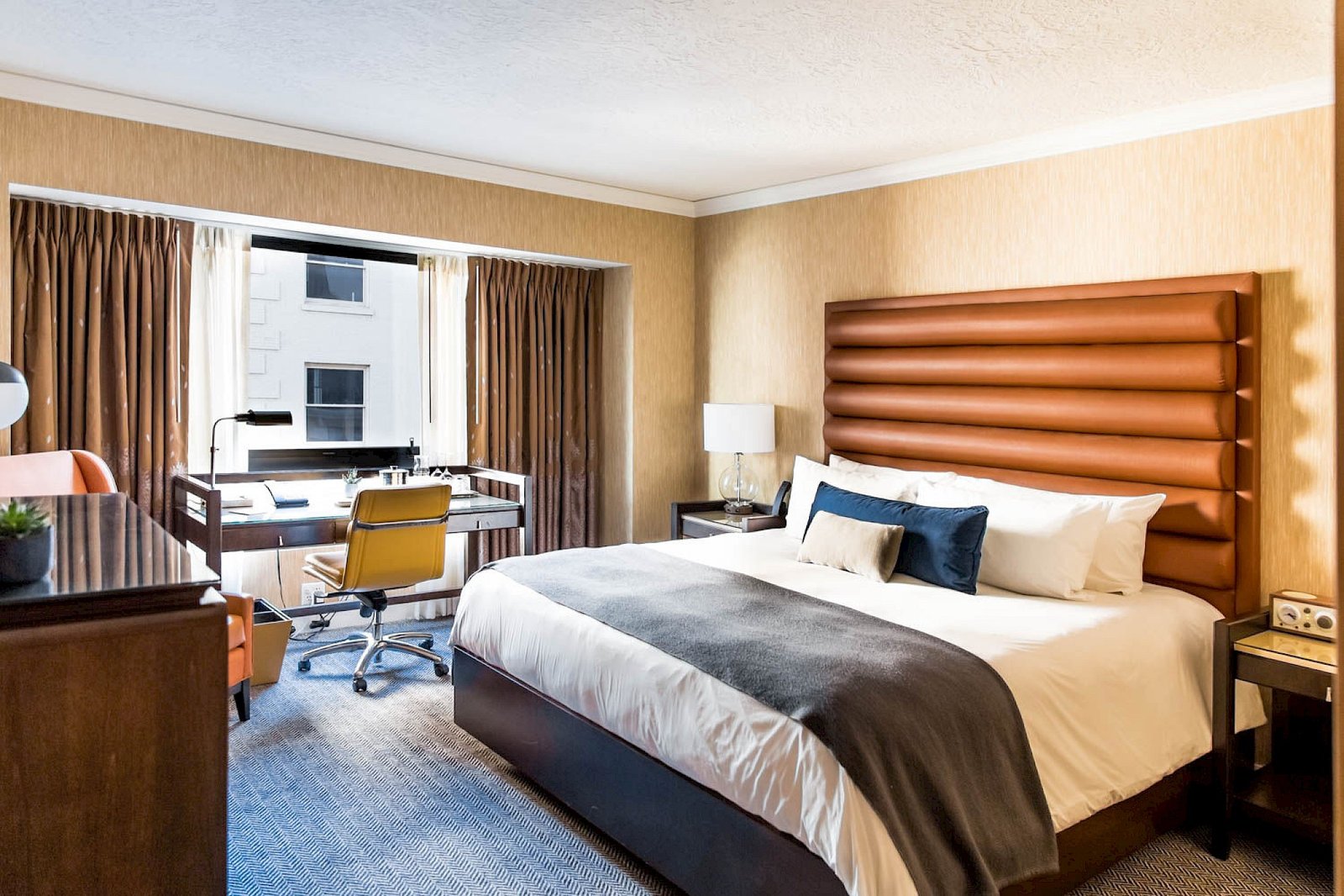 Dossier Hotel