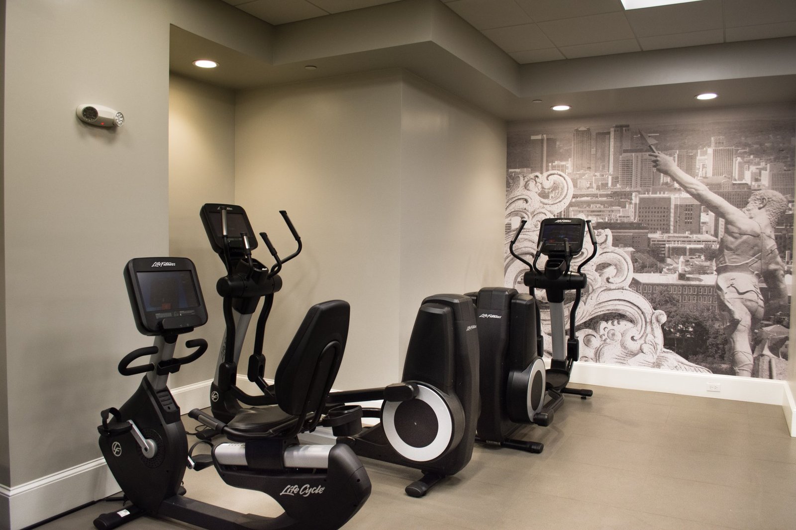 Elyton Hotel, Autograph Collection, the gym