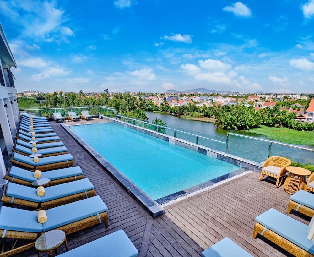 Little Oasis, the pool