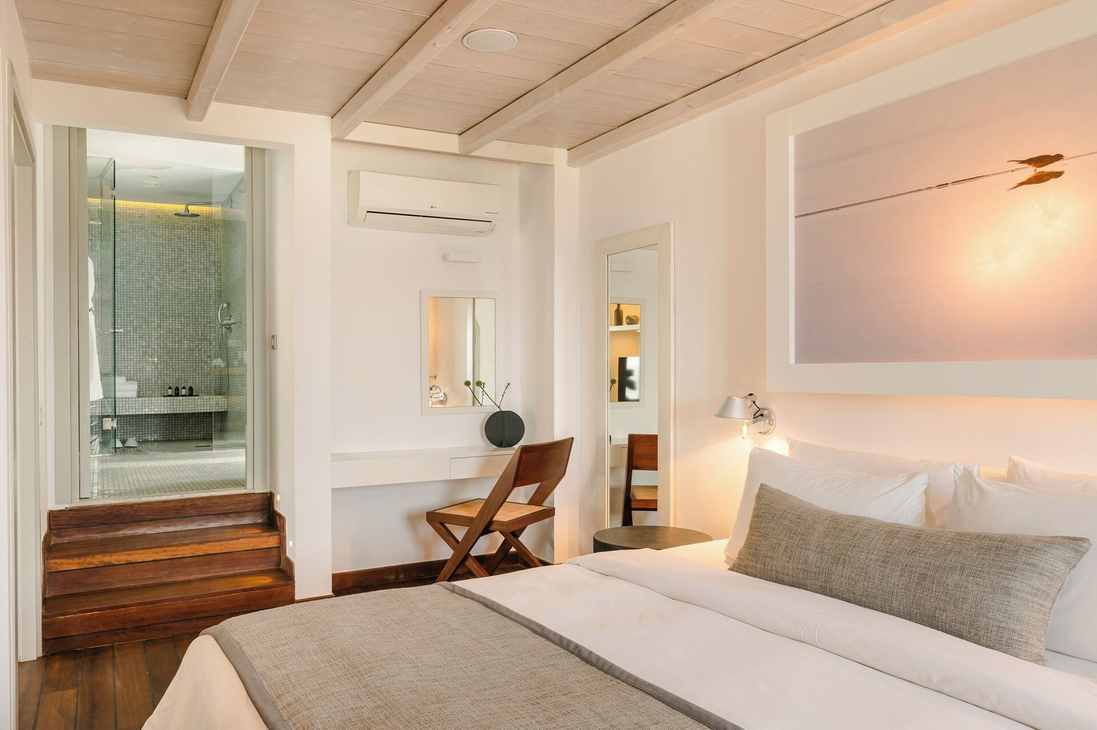 Grace Mykonos, rooms