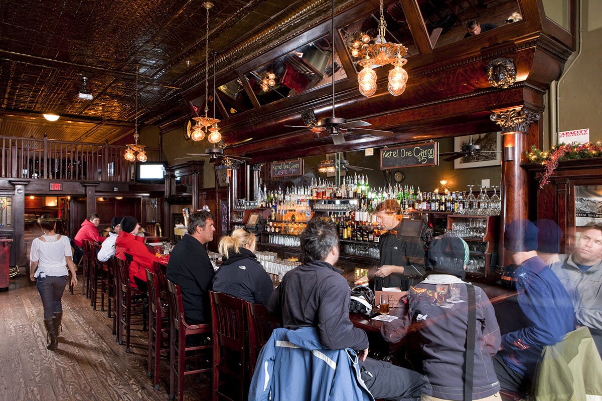 New Sheridan Hotel, at the table