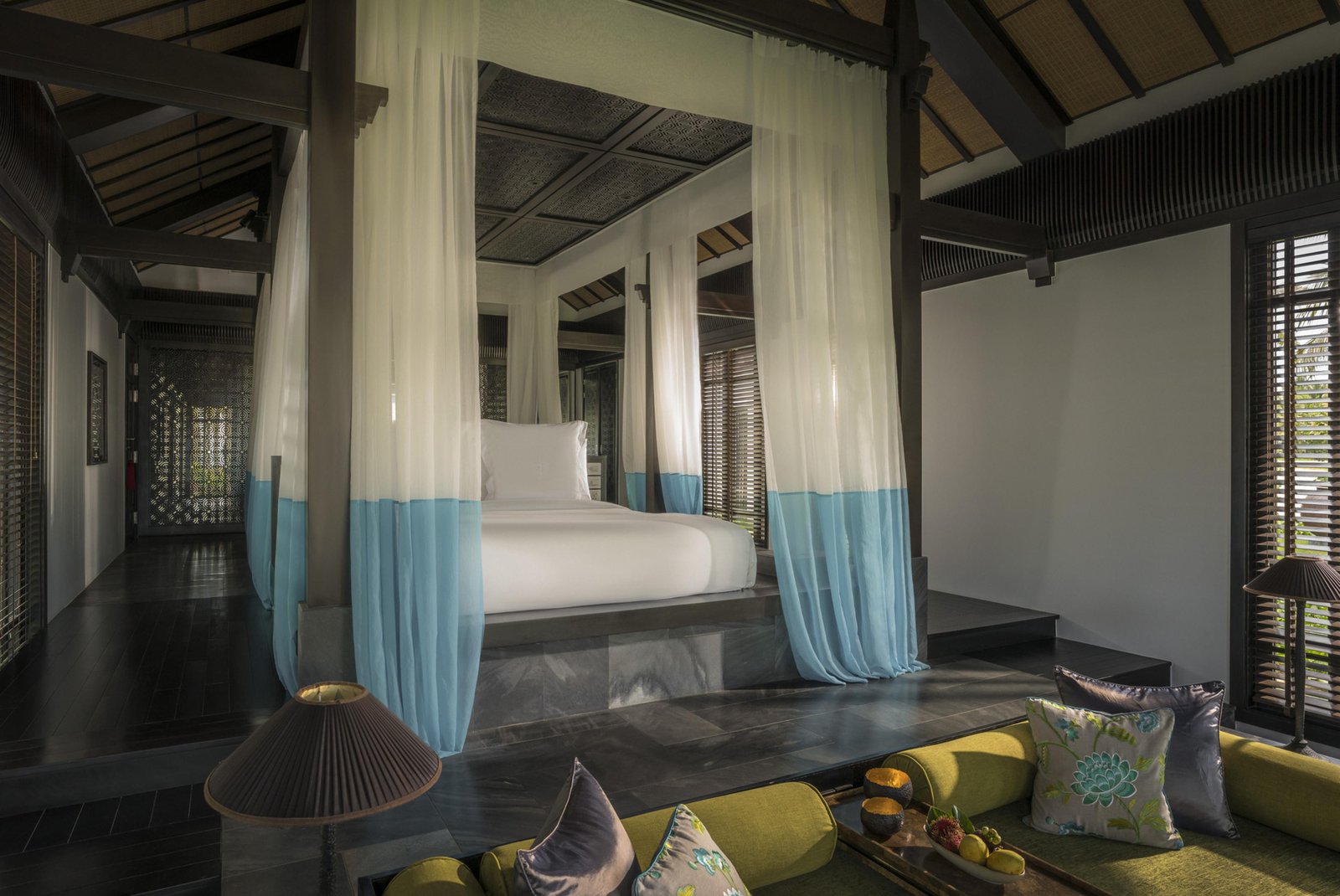Four Seasons Resort The Nam Hai — vibe