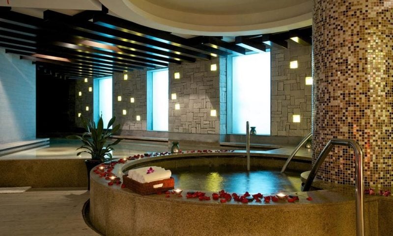 Banyan Tree Spa Hangzhou, the pool