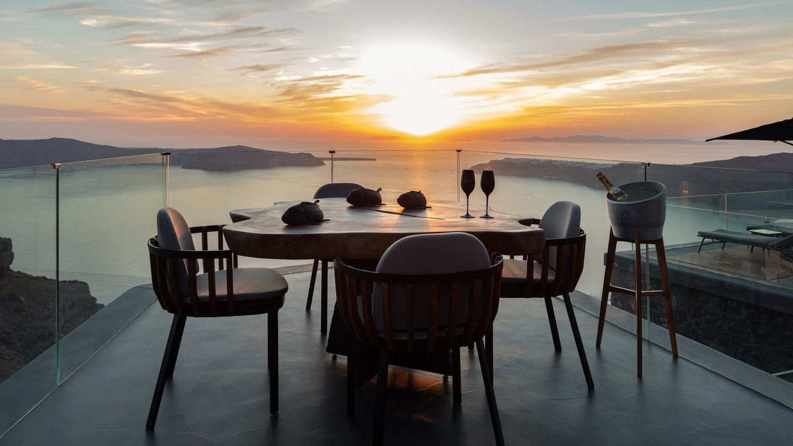 Kivotos Santorini, mavro restaurant