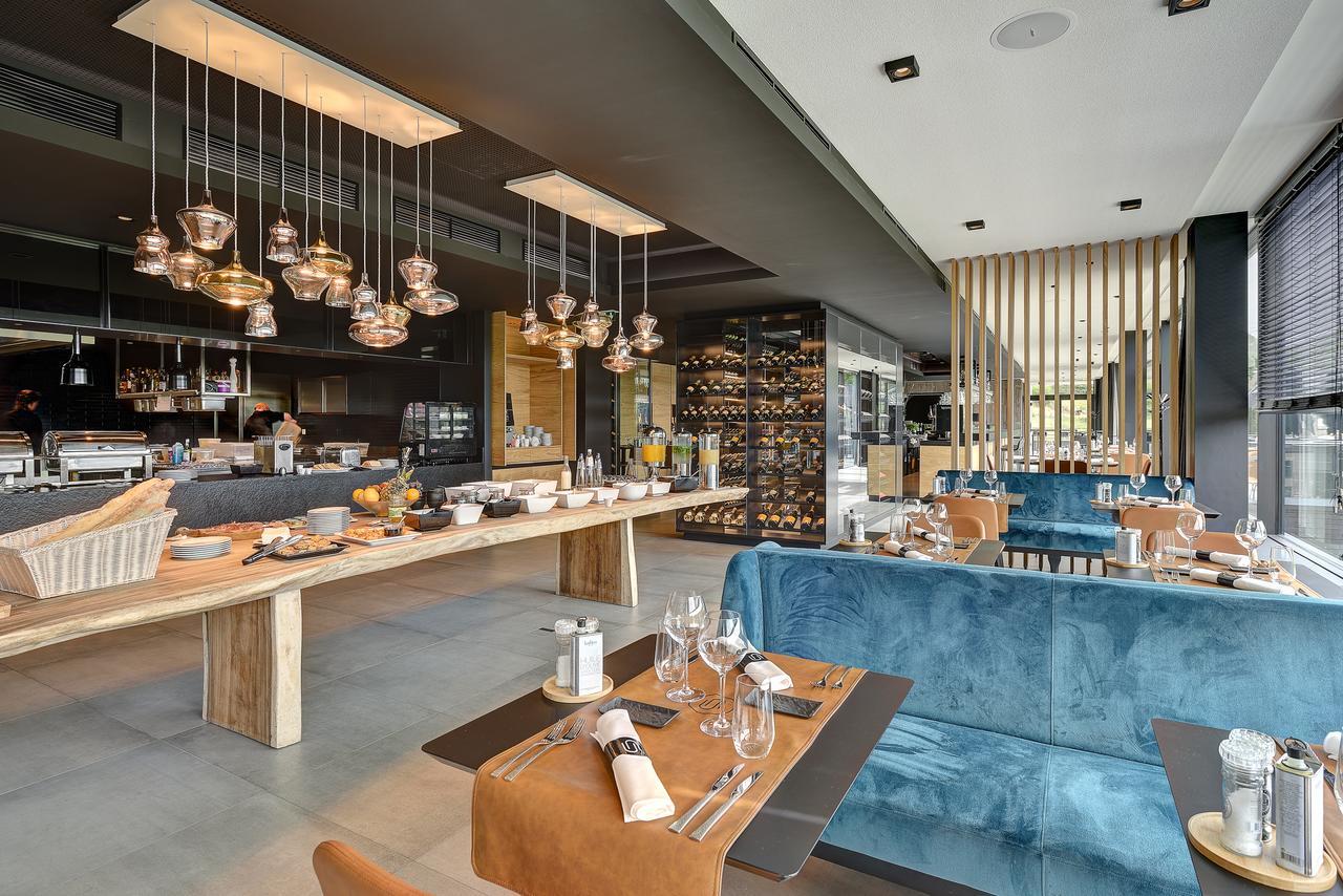 R hotel experiences et Umami, umami restaurant