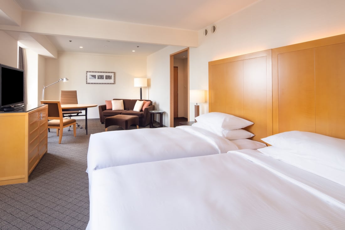 Sheraton Miyako Hotel Osaka — vibe