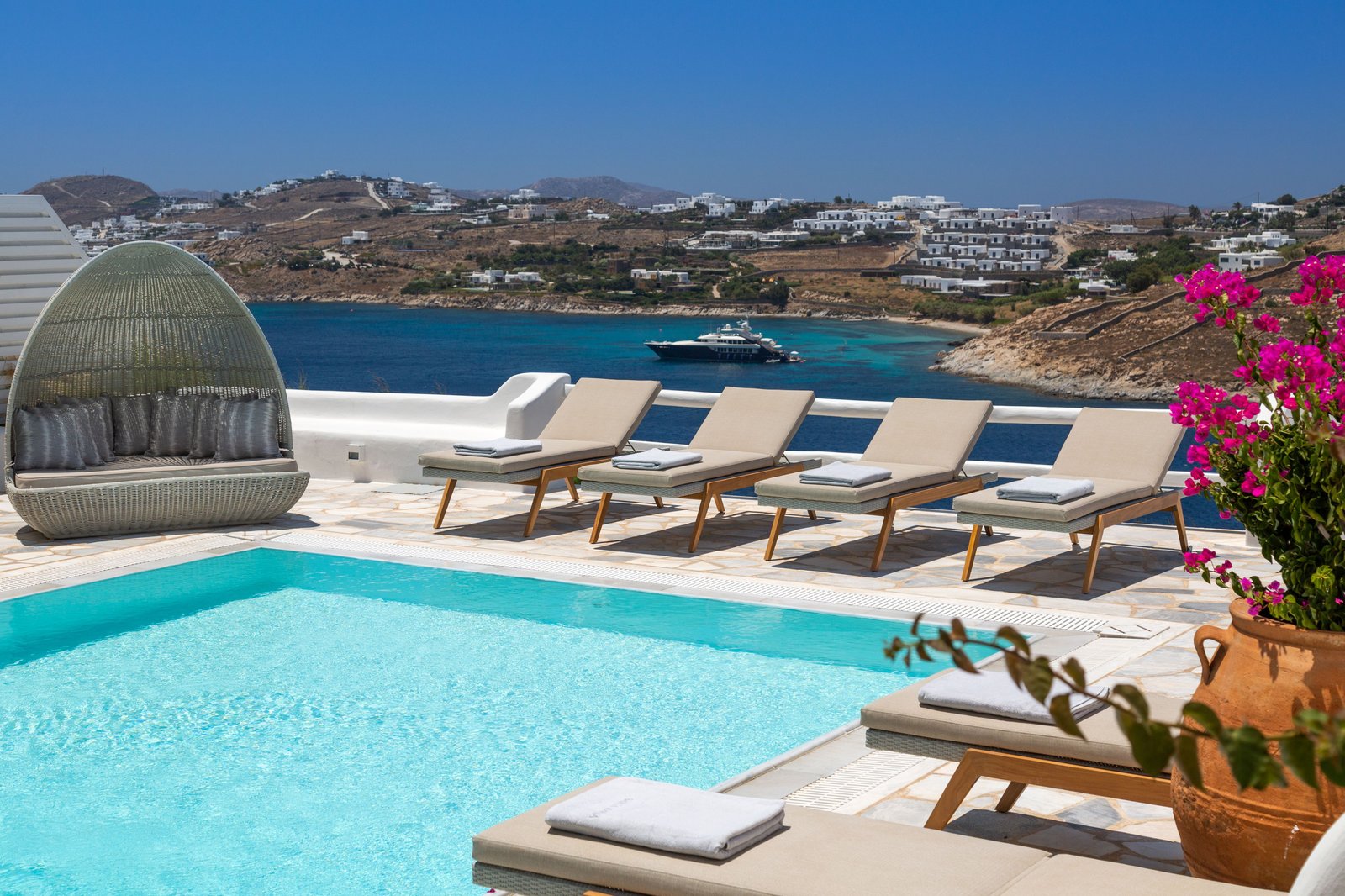Santa Marina, the pool