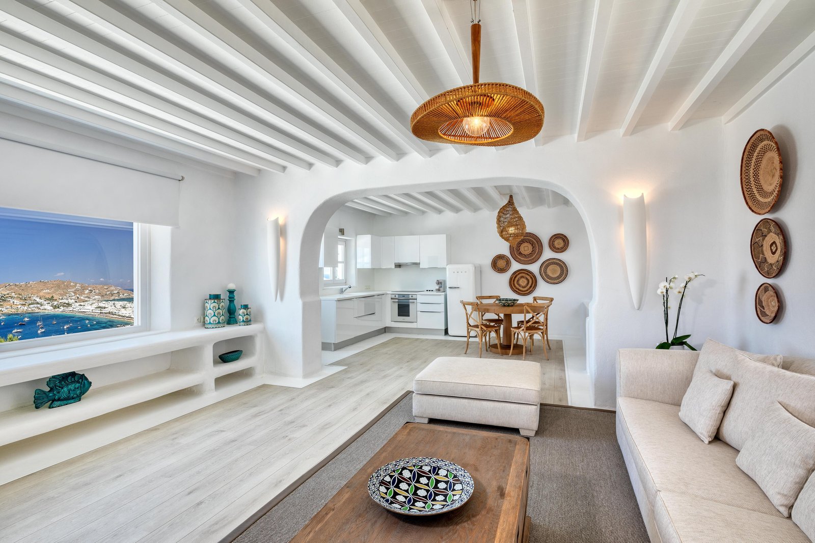 Santa Marina, rooms