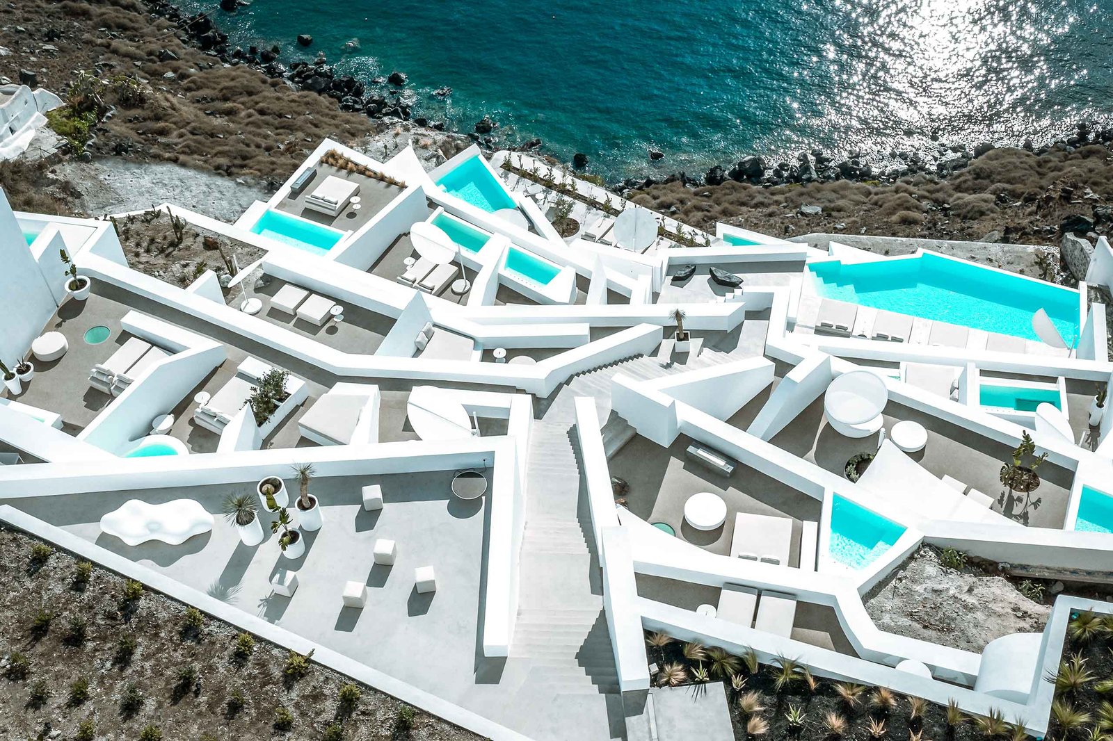 Saint Santorini, how it began