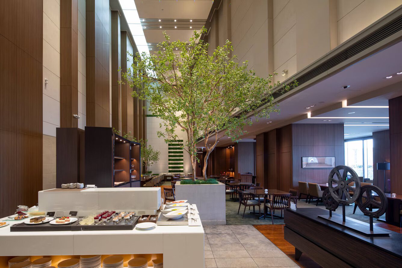 Osaka Marriott Miyako Hotel — vibe